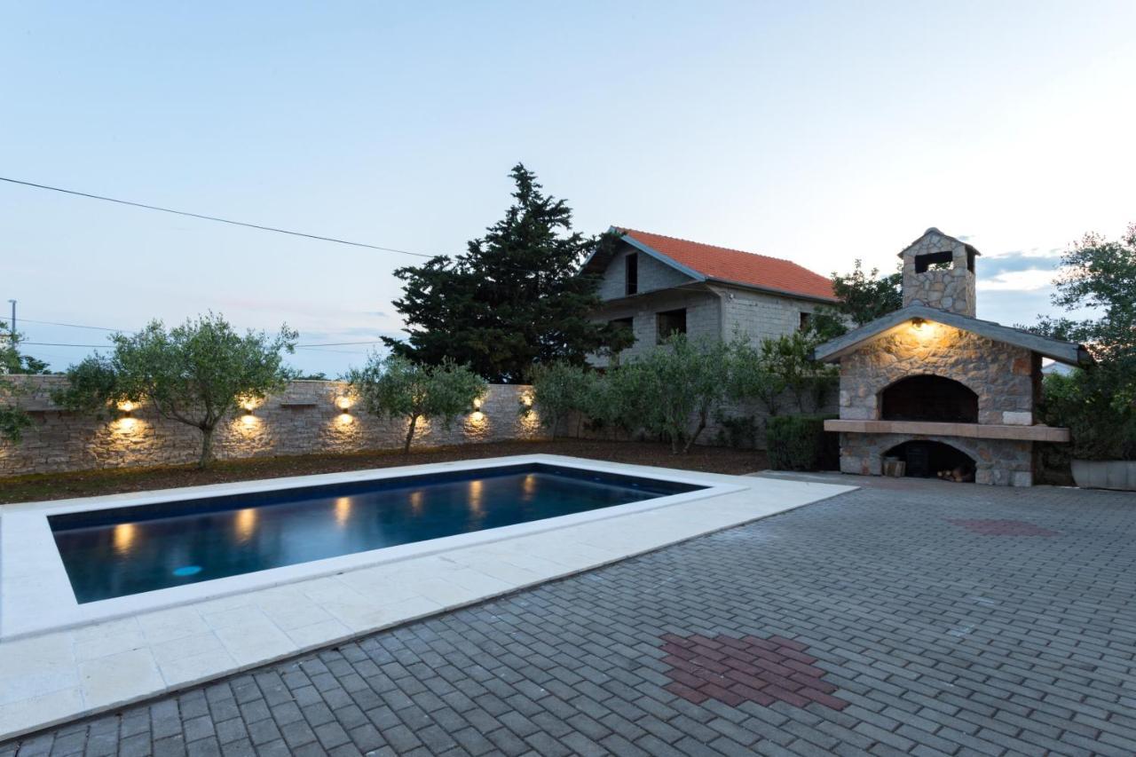 Holiday Home Antonio Dracevac Ninski エクステリア 写真