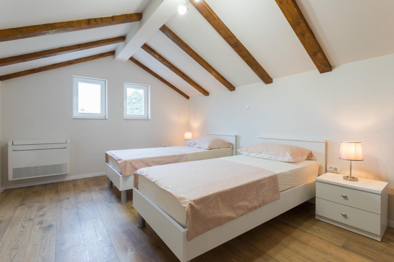 Holiday Home Antonio Dracevac Ninski エクステリア 写真